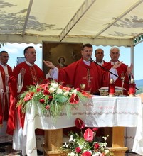Biskup Šaško predvodio proslavu sv. Lovre u Vivodini i podijelio sakrament svete Potvrde
